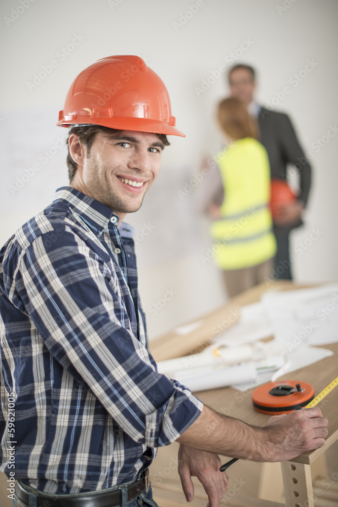 foreman during a meeting about a build project