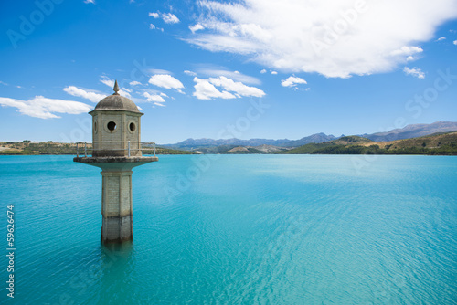 Dam whit blue sky