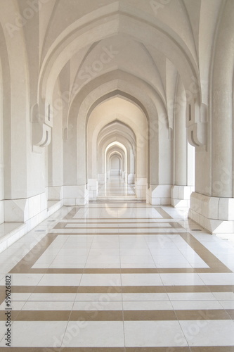 Säulengang in Muscat © drfotografie