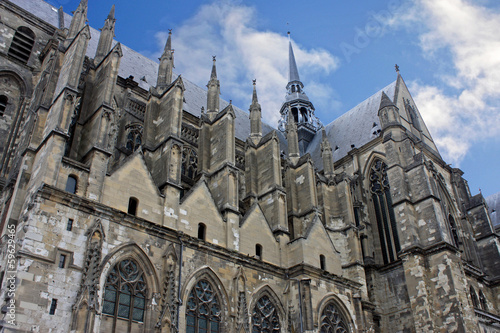 Saint Quentin Basilica photo