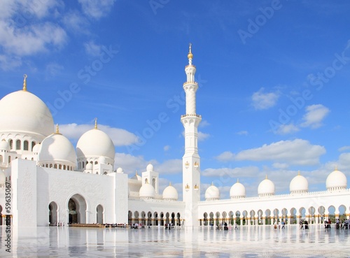 Sheik Zayed Grand Mosque in Abu Dhabi