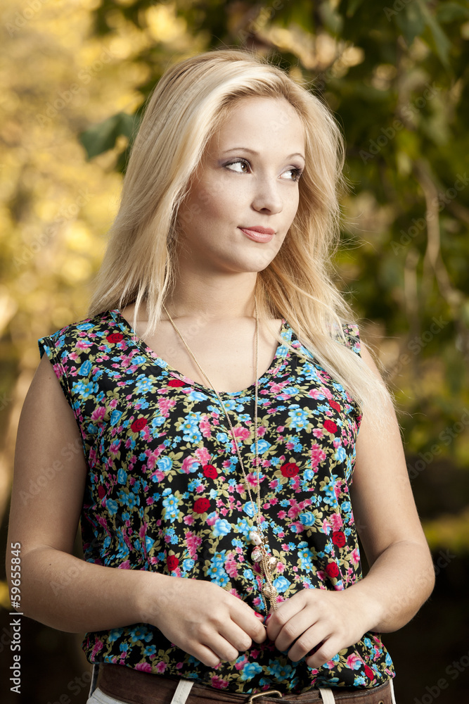 Naklejka premium Beautiful girl