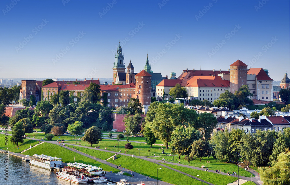 Fototapeta premium Wawel Castle in Krakow, Poland