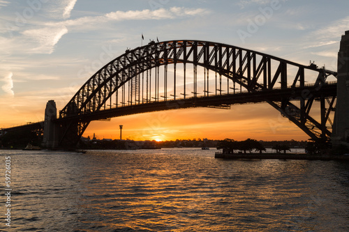 Fototapeta Naklejka Na Ścianę i Meble -  Sydney harbour bridge sunset