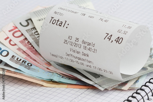 Konstfotografi Kassenzettel mit Geld