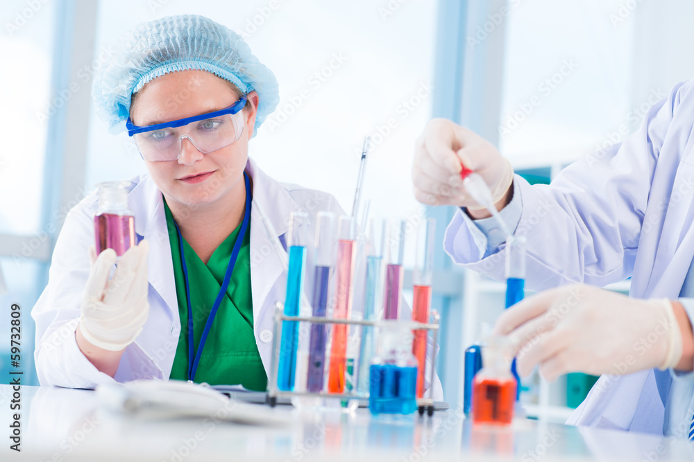 Professional researcher Professional researcher