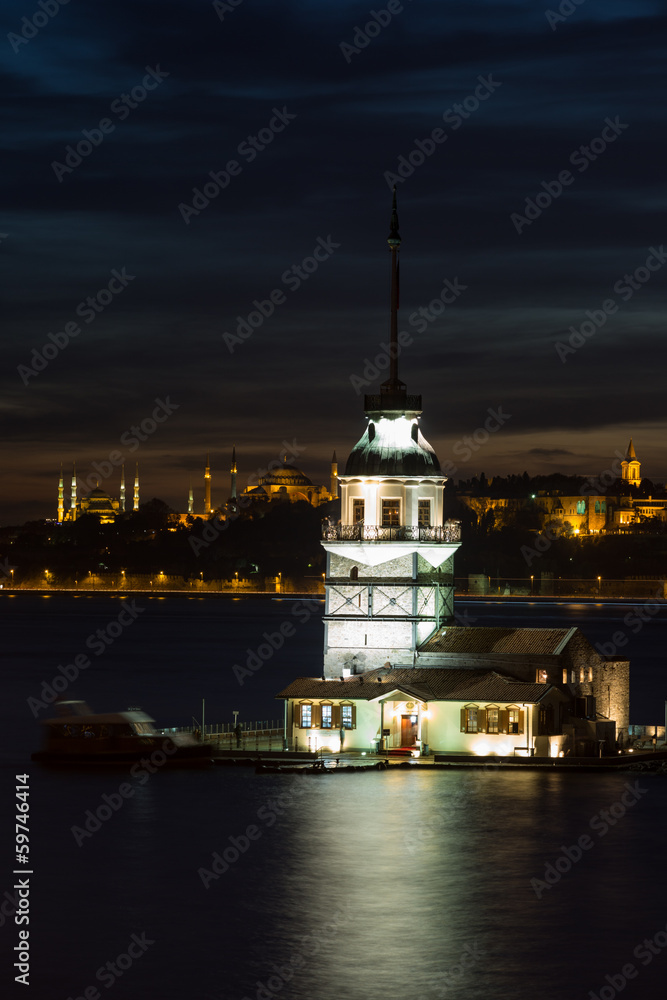 Fototapeta premium Maiden Tower at night time