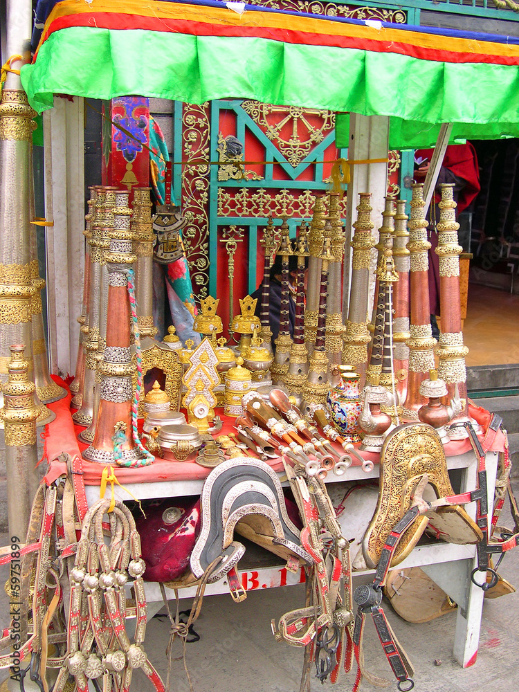 Fototapeta premium Lhasa, horse brackets vendor in Barkhor Street