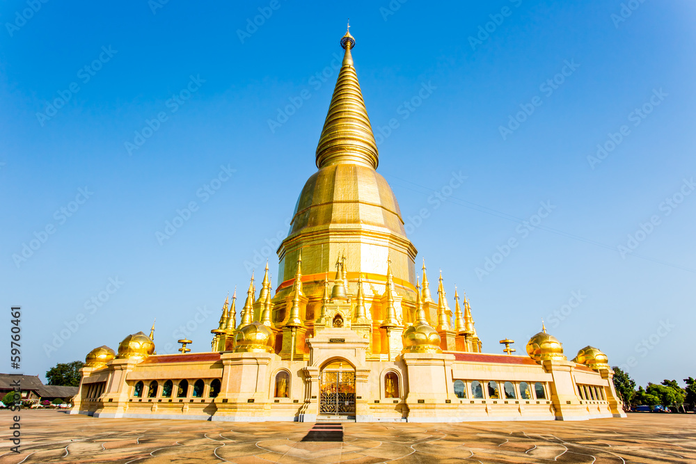 Fototapeta premium Sriwiengchai pagoda in Lamphun Thailand