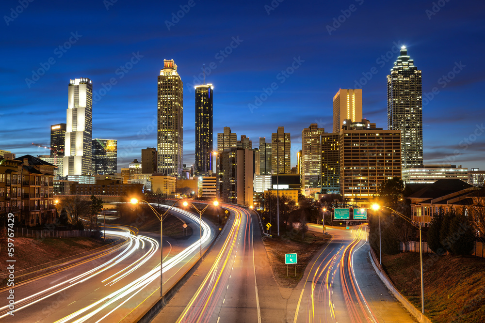 Naklejka premium Atlanta downtown skyline during twilight blue hour