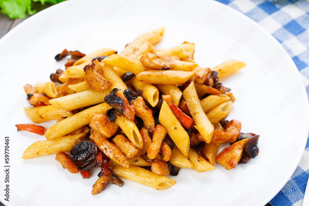 Pasta with chicken and vegetables Pasta with chicken and vegetables