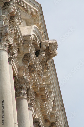 Venezia, chiesa (dettaglio) photo