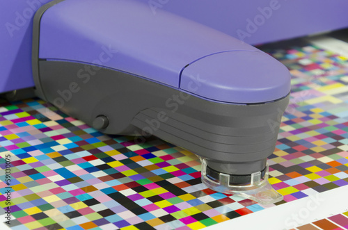 spectrophotometer measures color patches on Test Arch\ photo