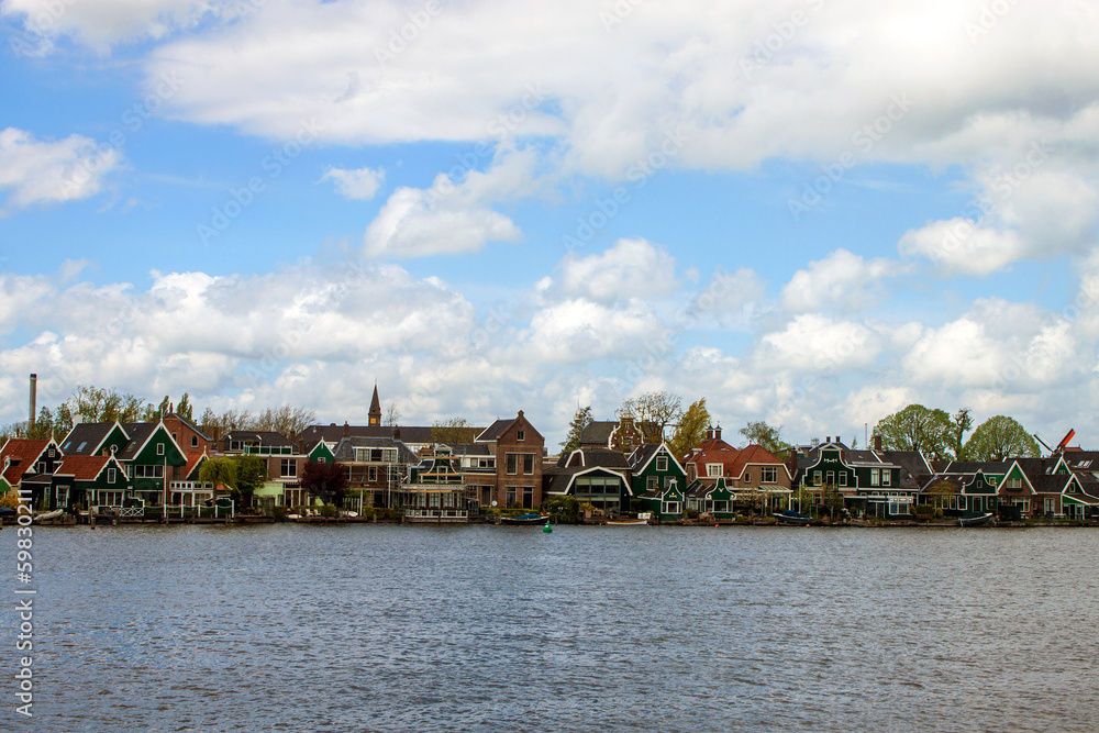 Obraz premium Old traditional houses at Zaanse Schans, Netherlands