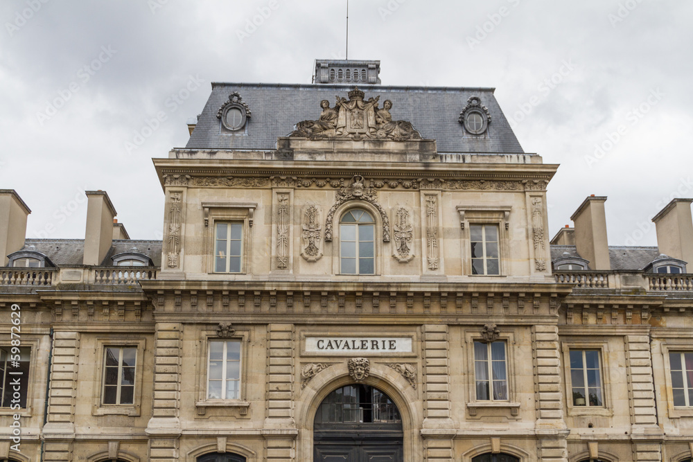 Fototapeta premium Historic building in Paris France