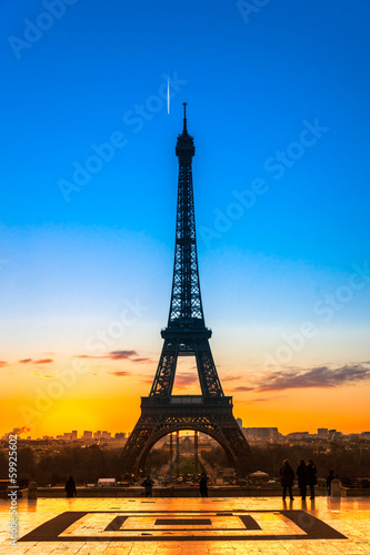 Eiffel tower at sunrise, Paris.