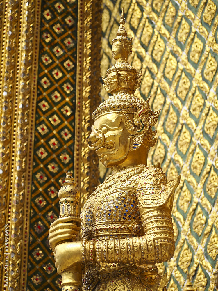 thai giant decoration