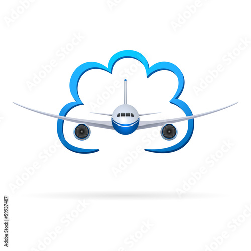 Flugzeug fliegt durch die Wolke