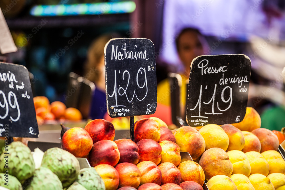 Obraz premium Fruits market, in La Boqueria,Barcelona famous marketplace