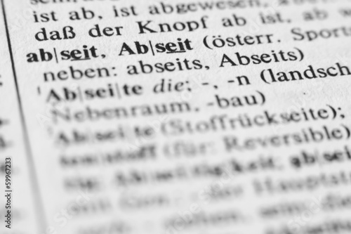Offside - text and explanation in German language/Abseit - Offside