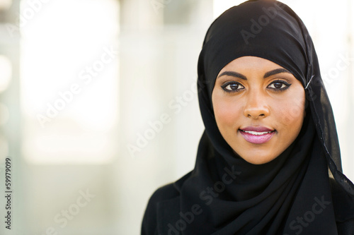 Canvas Print muslim businesswoman