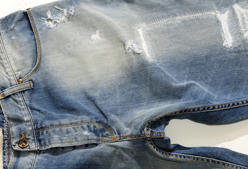 Jeans strappati particolare photo