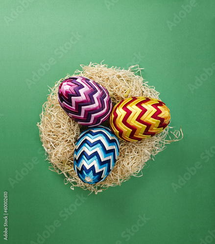 Bilde på lerret Easter eggs in hay