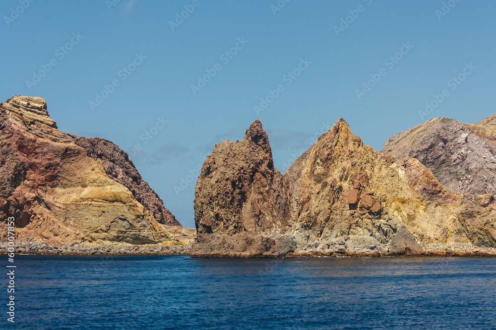 yellow rocks on White Island