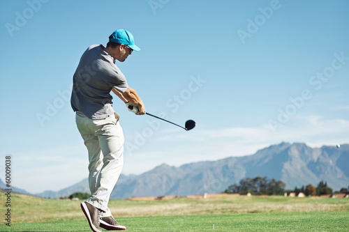 golf tee shot