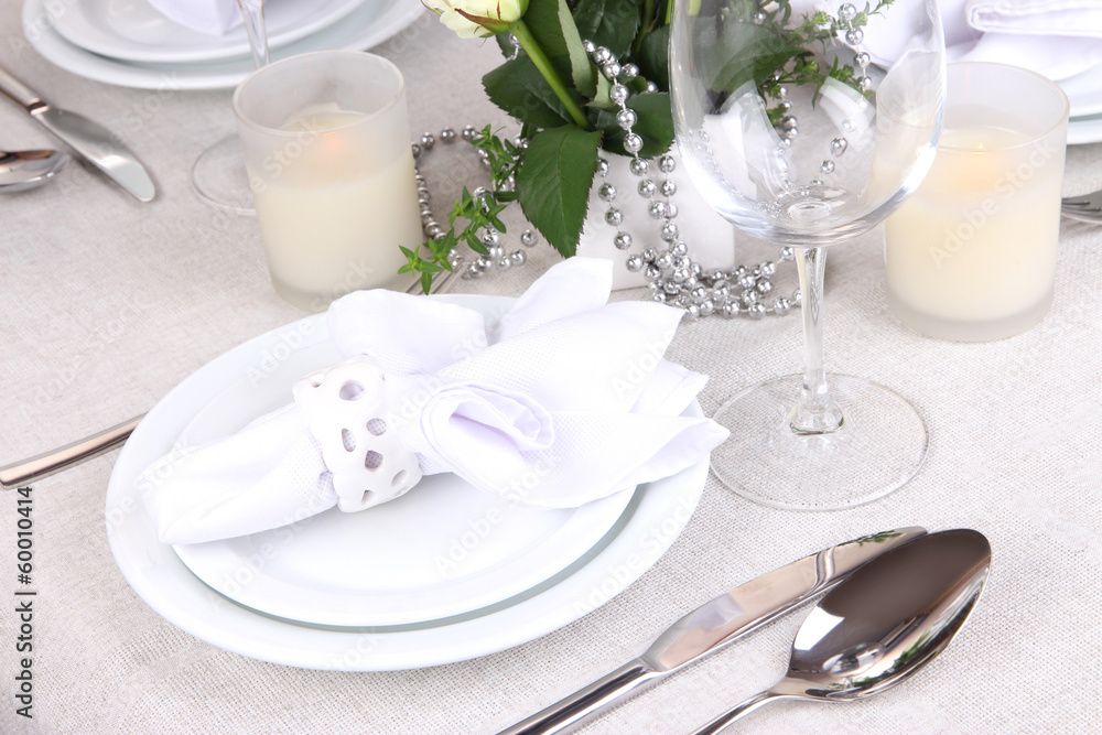 Table arrangement in restaurant Table arrangement in restaurant