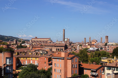 Vue générale de la ville de Bologne photo