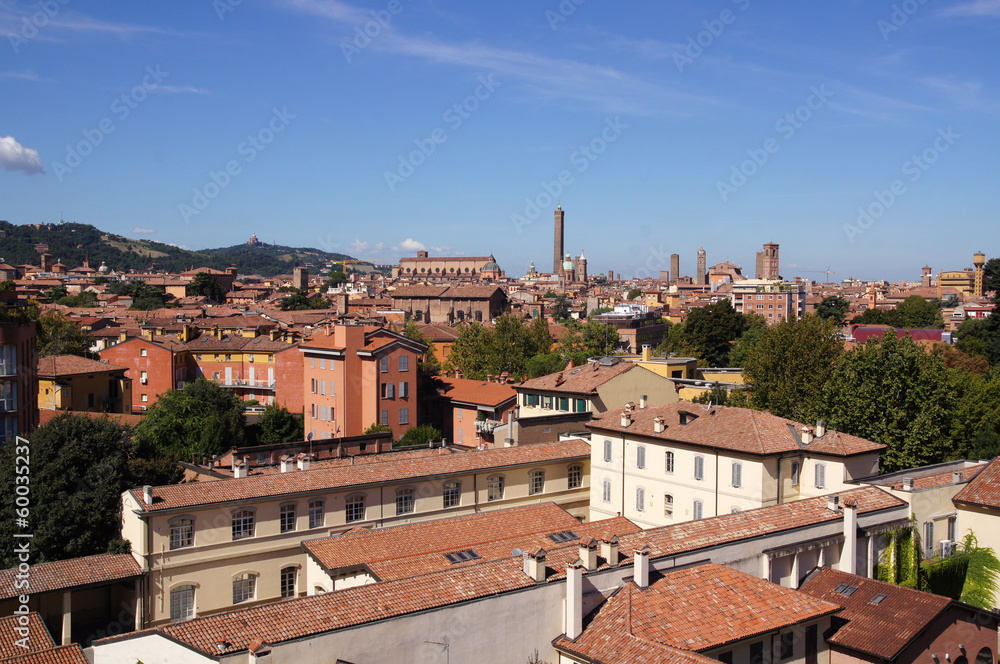 Vue générale de la ville de Bologne
