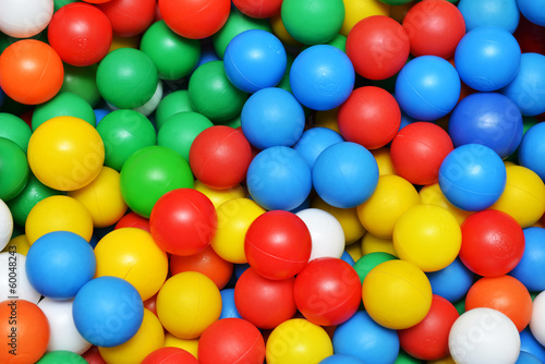 color plastic balls