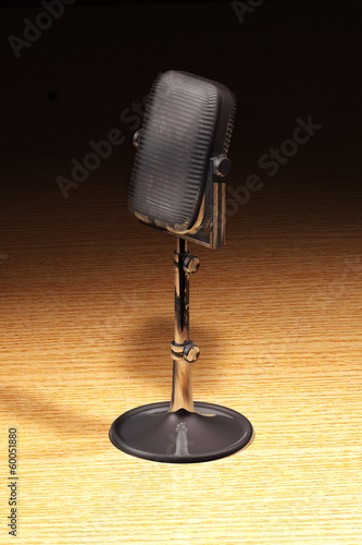 Mikrofon Stand - B