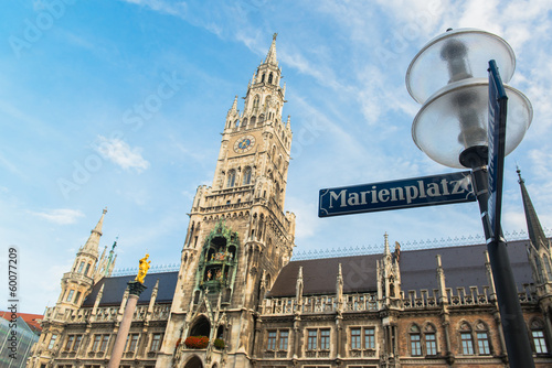 Munchen New Town Hall  Marienplatz