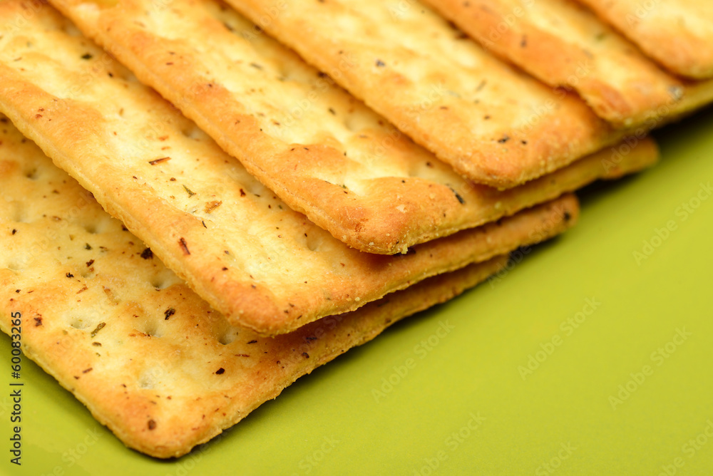 Fototapeta premium Biscuits On Green Bowl