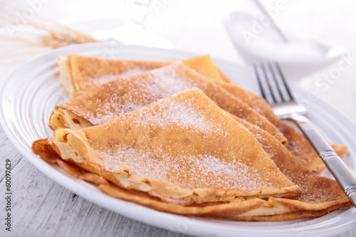 crepe with sugar