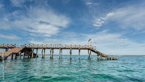 Wooden bridge on the Indian Ocean © derejeb