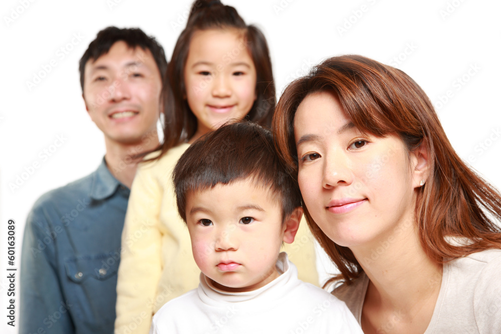日本人４人家族