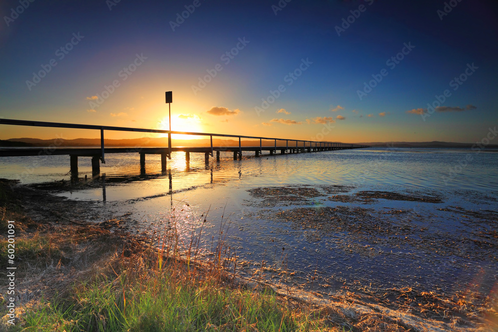 Obraz premium Sun Setting at Long Jetty, Australia