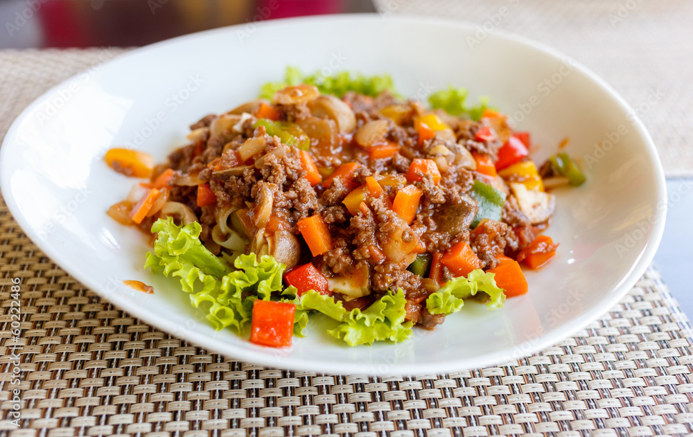 noodle macaroni with pork sauce thai style