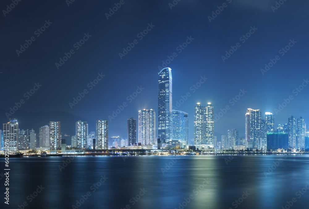 Naklejka premium Hong Kong Harbor at Night