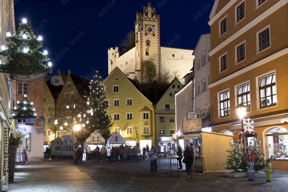 Obraz premium Stare Miasto w Füssen nocą