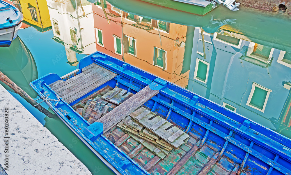 Obraz premium boat and reflection