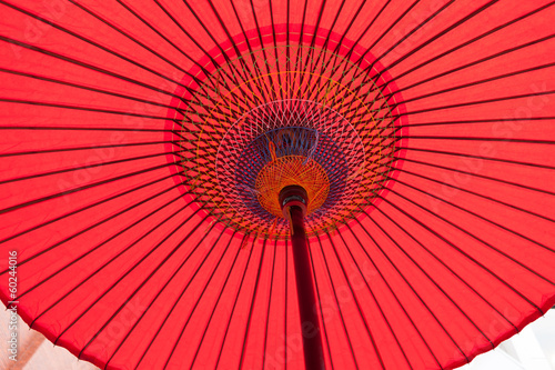 赤い和傘 © moonrise