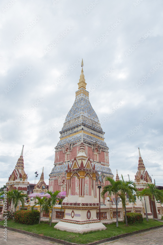 Fototapeta premium White Pagoda