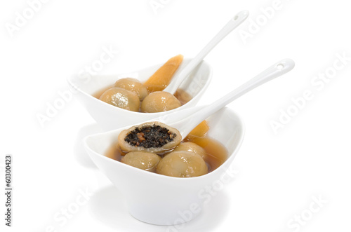 Vietnamese glutinous rice balls dessert photo