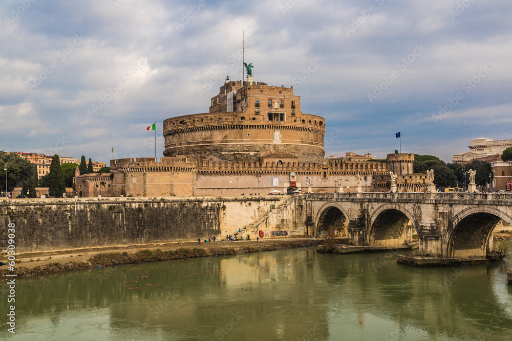 Sant Angelo Castle and Bridge in Rome, Italia.