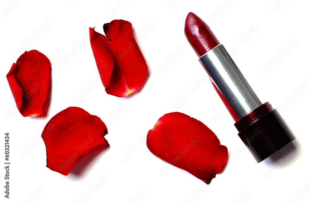 Fototapeta premium Lippenstift mit Rosenblüten