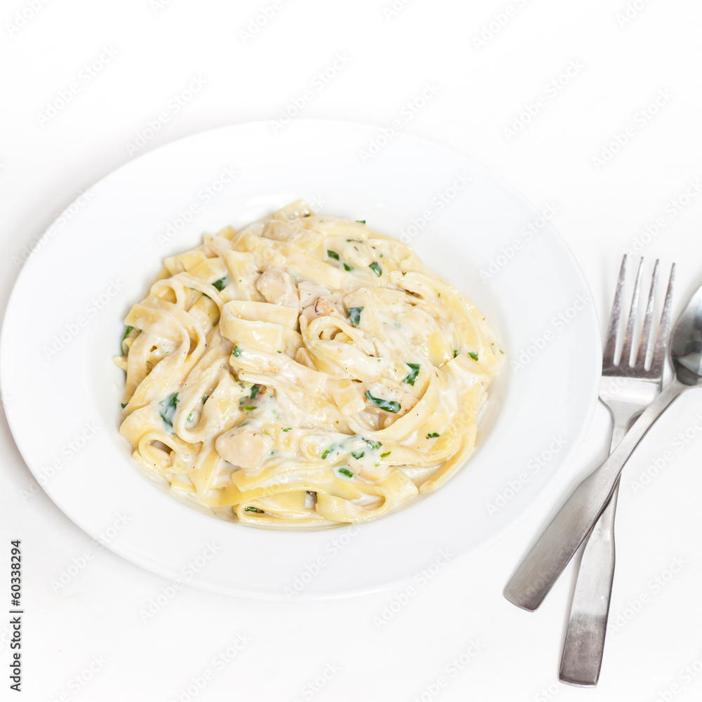 Chicken fettuccine alfredo with spinach Chicken fettuccine alfredo with spinach